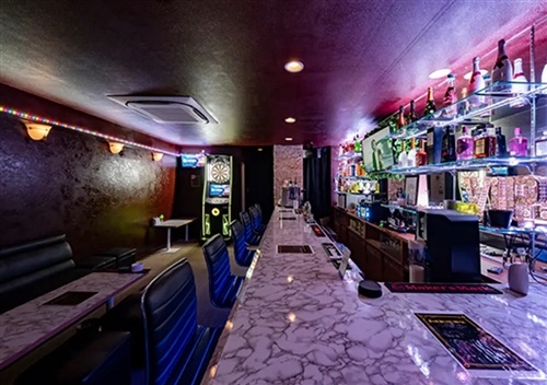 �����ۂ̐l�C��BAR RUSH